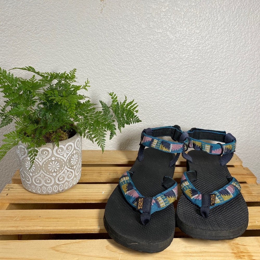 Teva's Flip Flop Sandals